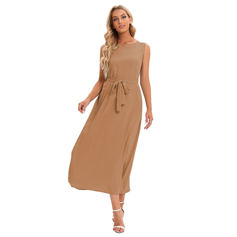 Abaya de couleur unie sous une robe sans manches pour femmes musulmanes