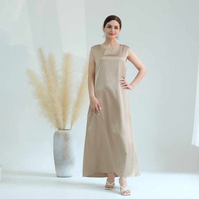 Robe de chambre intérieure sans manches en satin pour femmes musulmanes