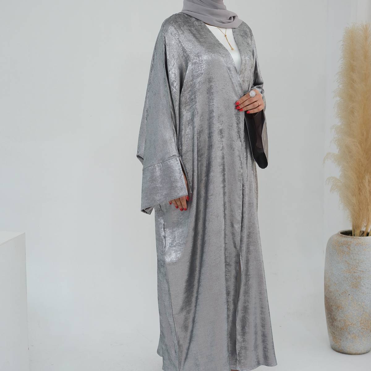 Robe Abaya ouverte en cardigan - Tissu bronzant