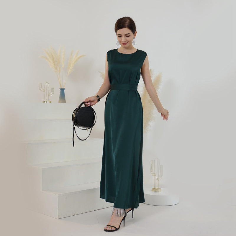 Robe de chambre intérieure sans manches en satin pour femmes musulmanes