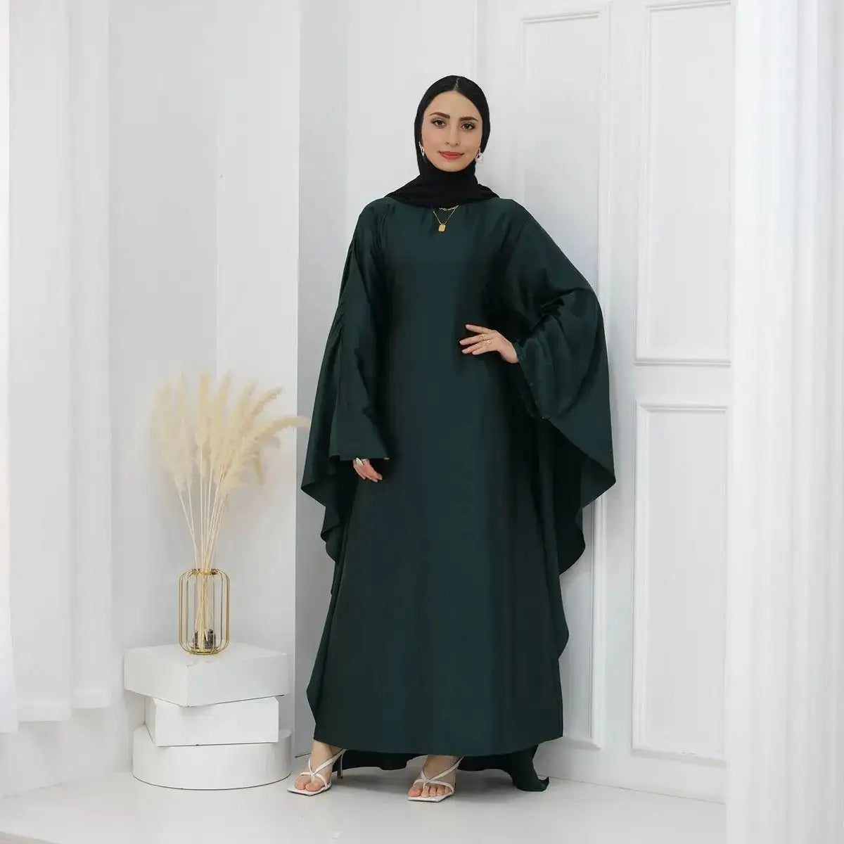 Dark Gray, Apricot, Pink, Rose, Sky Blue, Royal Blue, Green, Taro, Coffee, Maroon, Dark Green, Black