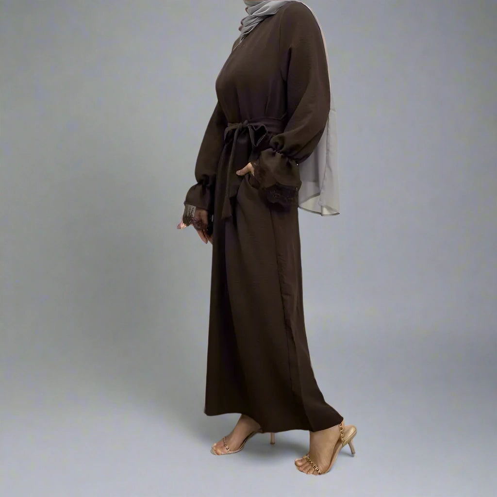 Robe Abaya en dentelle avec fermeture éclair sur le devant et poche pour femme musulmane