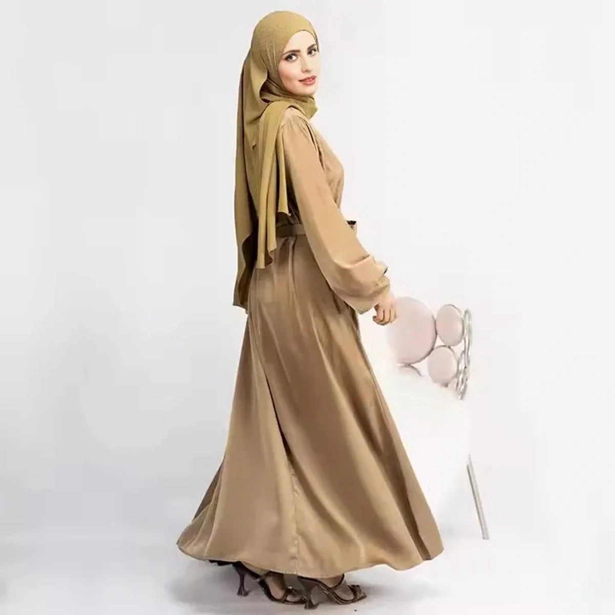 Robe Abaya en satin pour femmes musulmanes turques du Moyen-Orient et de Dubaï
