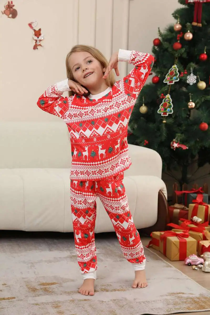 Ensemble pyjama de Noël assorti pour toute la famille #241105