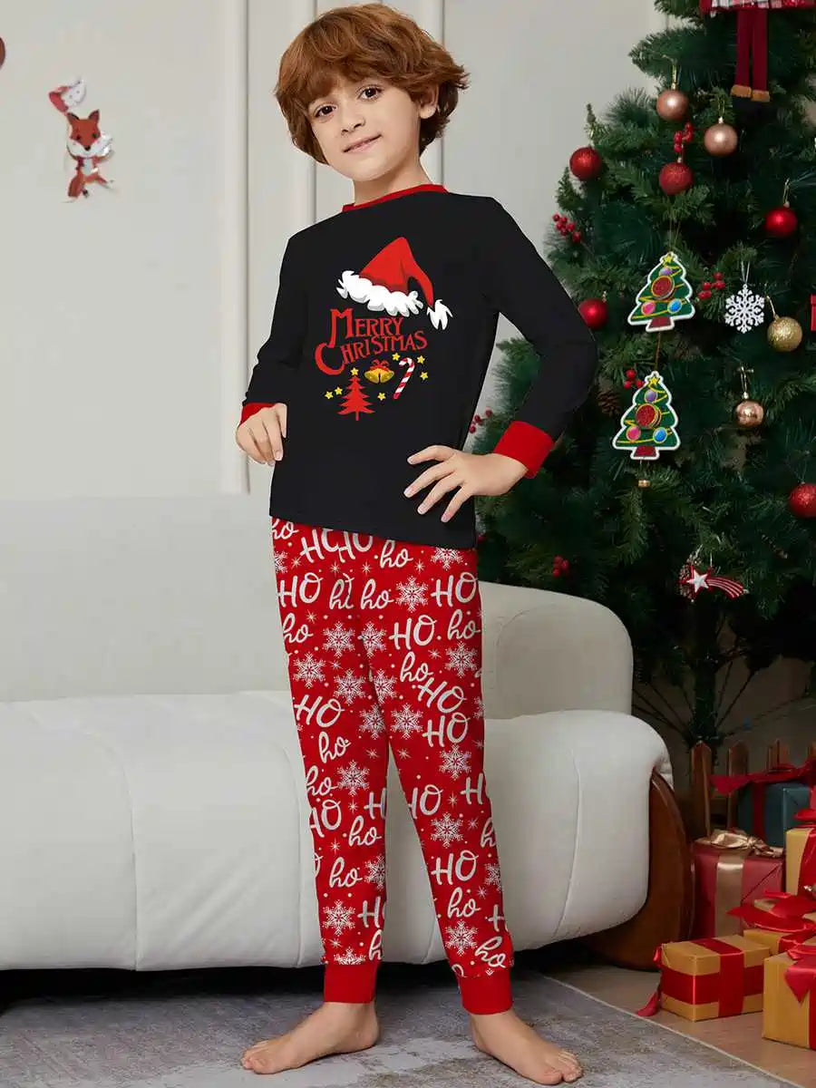 Ensemble pyjama de Noël assorti pour toute la famille #241138