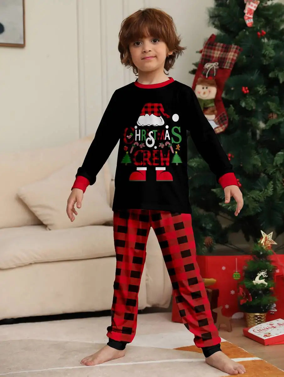 Ensemble de pyjamas de Noël assortis pour toute la famille