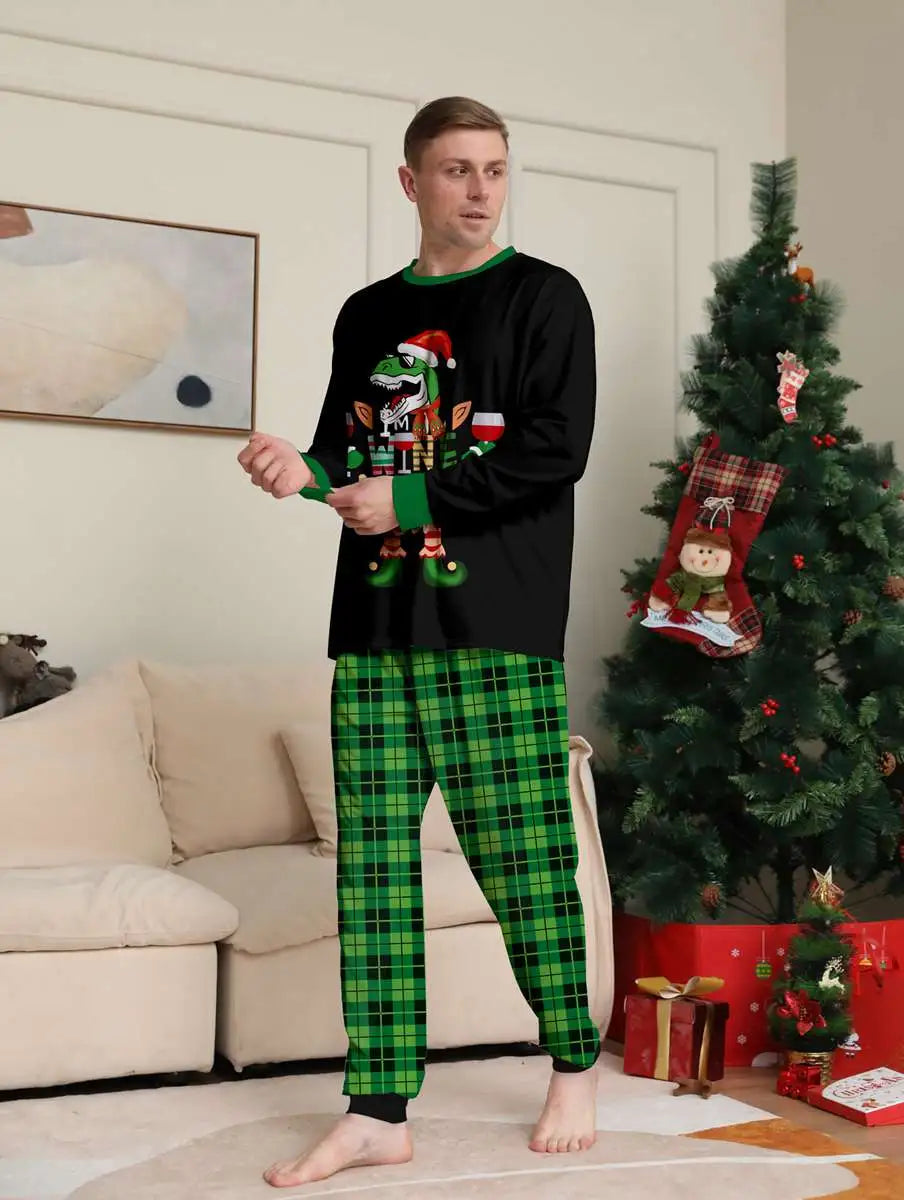 Pyjamas de Noël assortis pour toute la famille