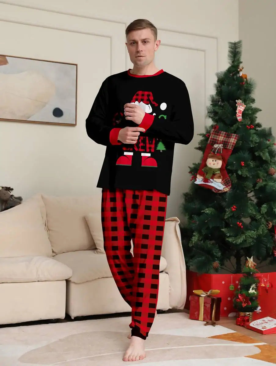 Ensemble de pyjamas de Noël assortis pour toute la famille