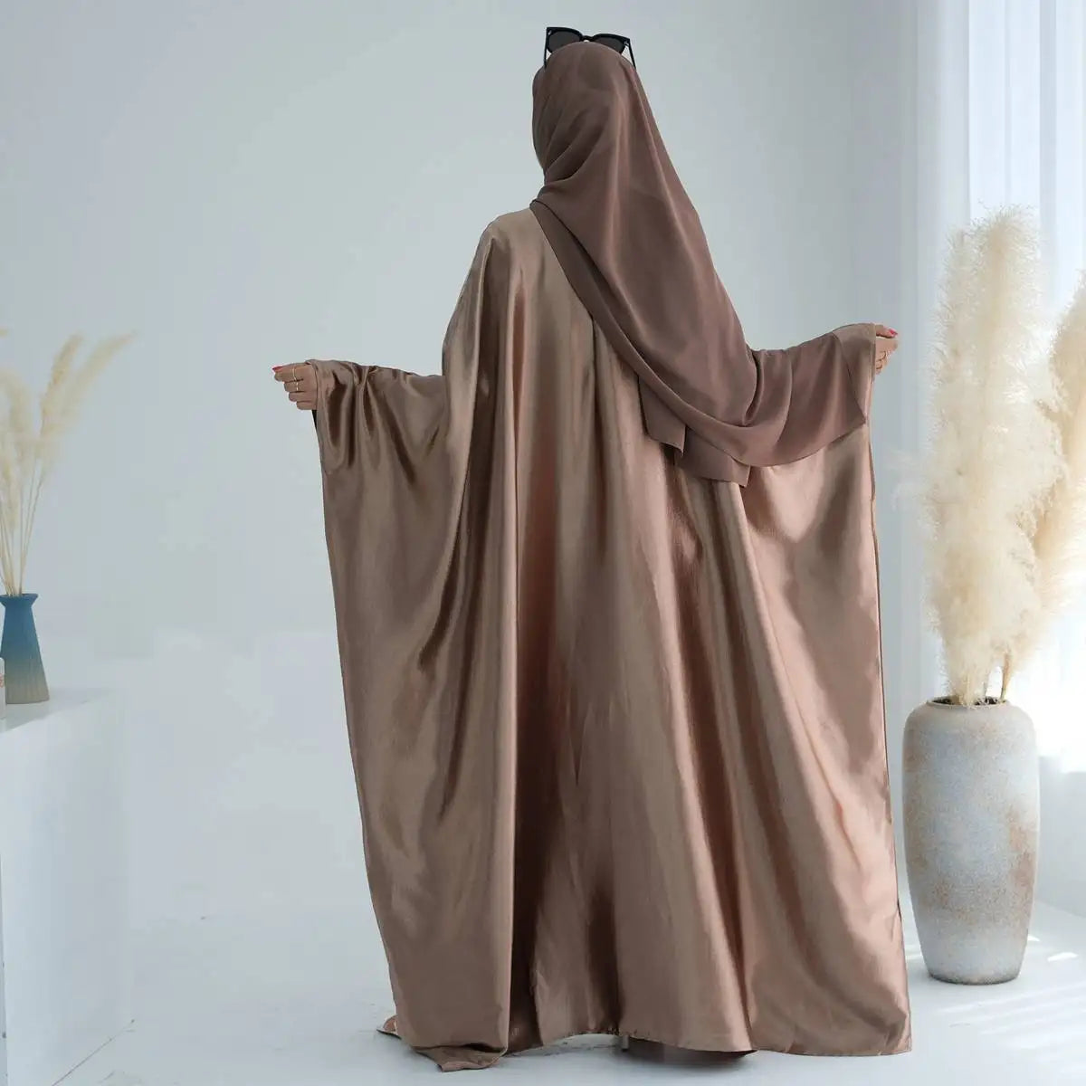 Robe Abaya Farasha en satin brillant pour femmes musulmanes