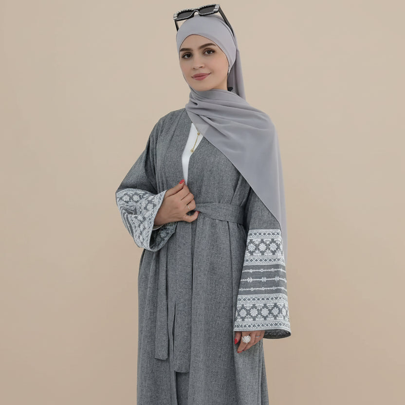 Robe Abaya ouverte avec cardigan à manches brodées