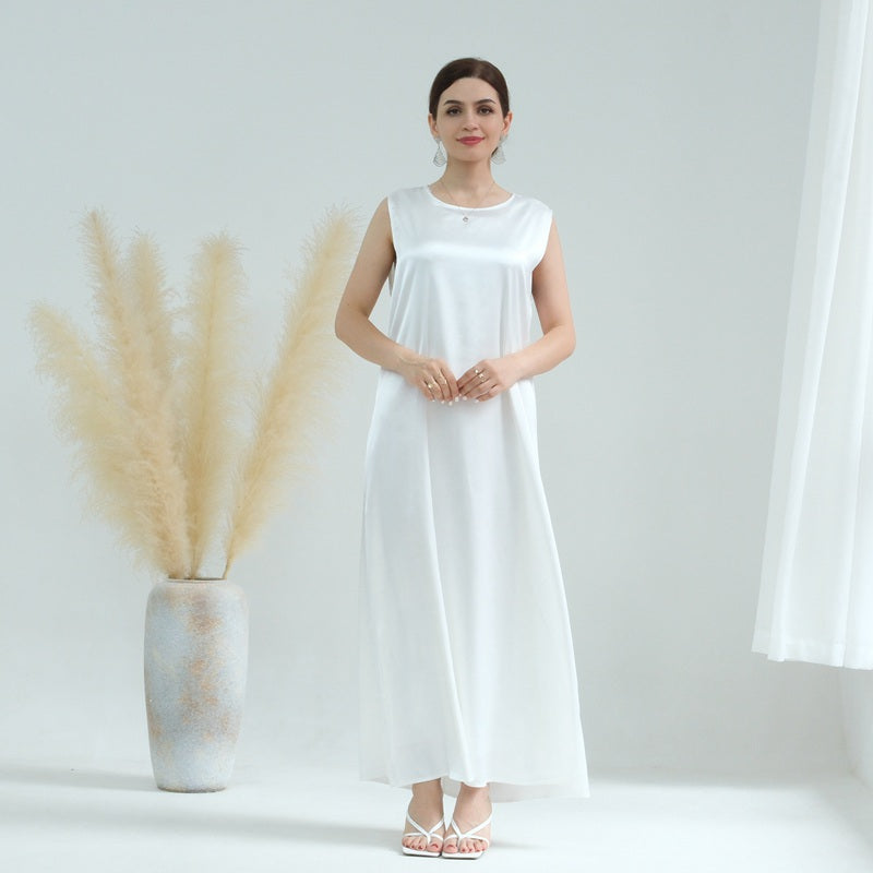 Robe de chambre intérieure sans manches en satin pour femmes musulmanes
