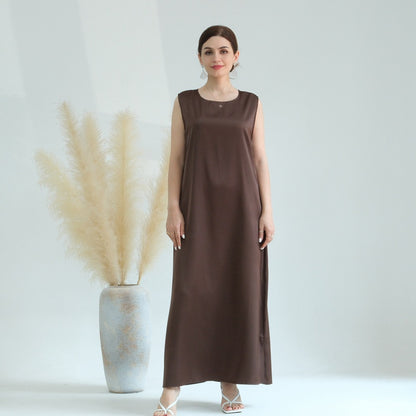 Robe de chambre intérieure sans manches en satin pour femmes musulmanes