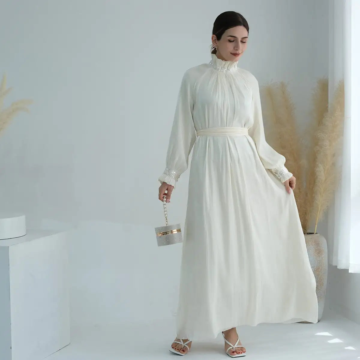 Robe Abaya brillante et lumineuse pour femmes musulmanes