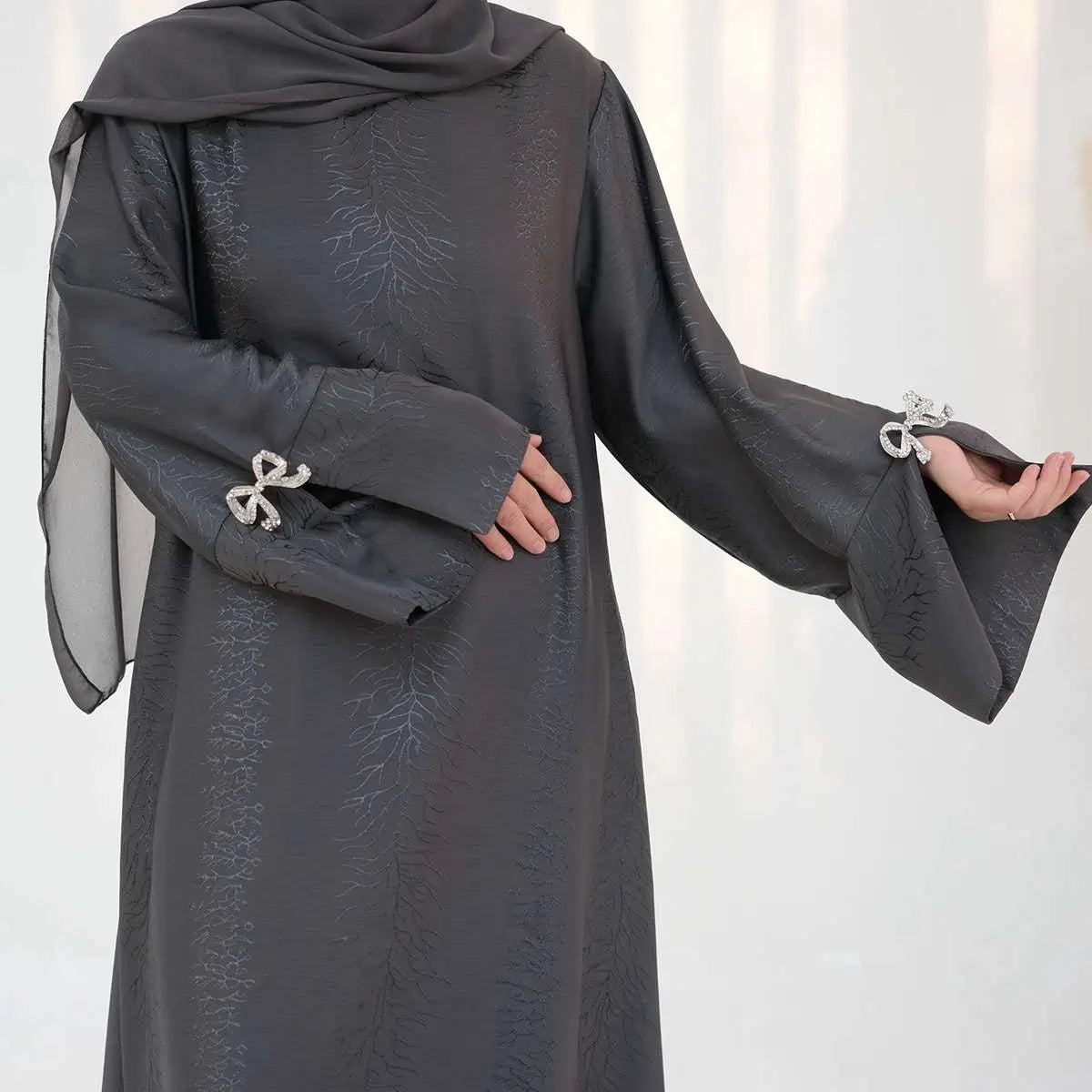 Robe Abaya en satin jacquard avec nœud #25006