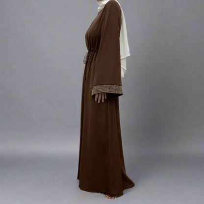 Robe Abaya avec poignets en strass Hotfix et poche