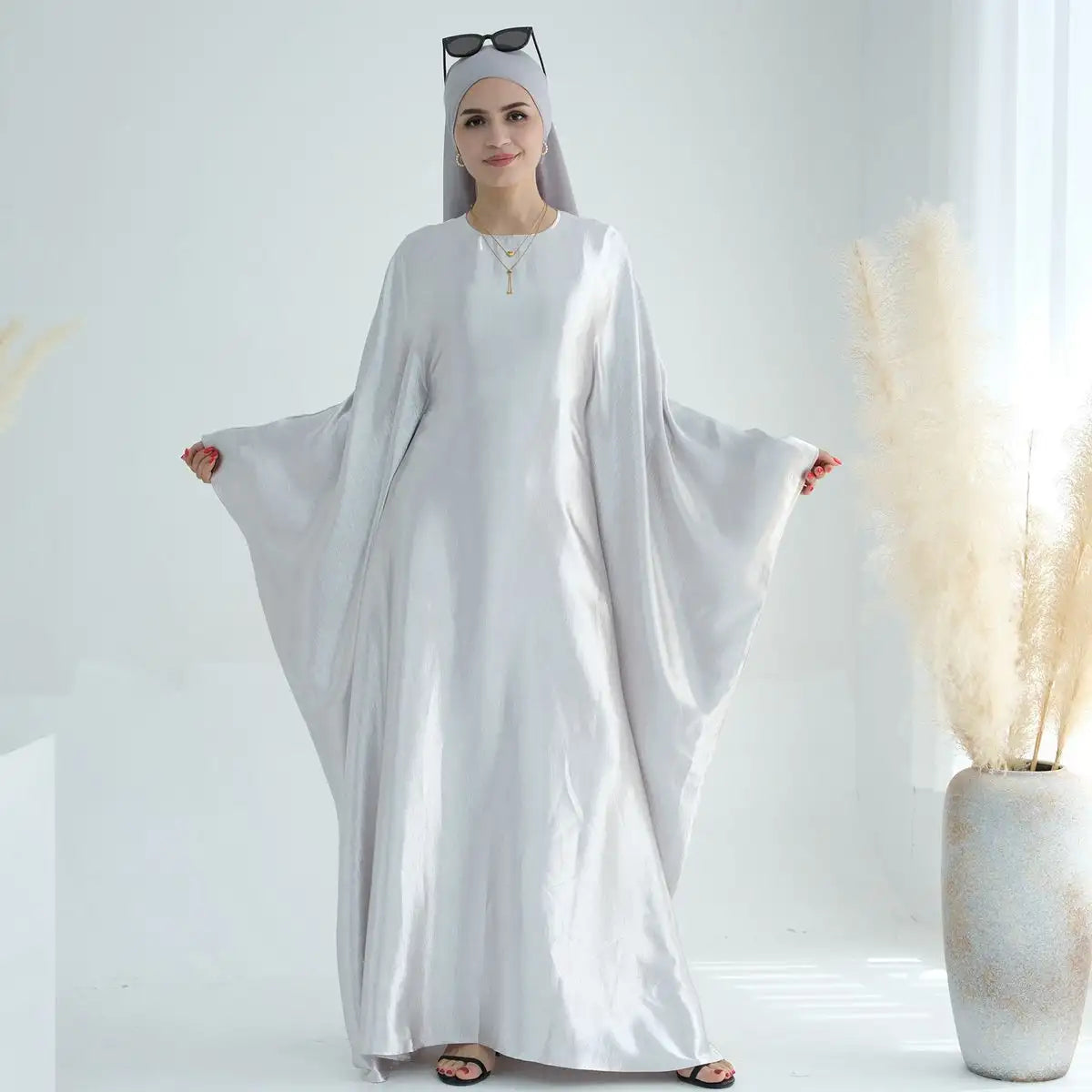 Robe Abaya Farasha en satin brillant pour femmes musulmanes