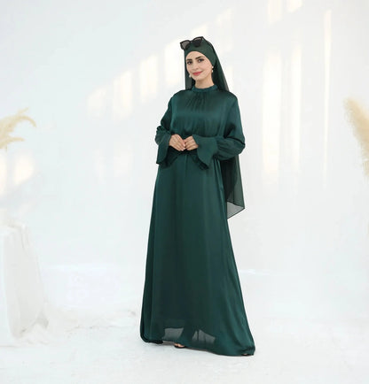 Robe Abaya en satin avec ceinture en chaîne diamantée #25758