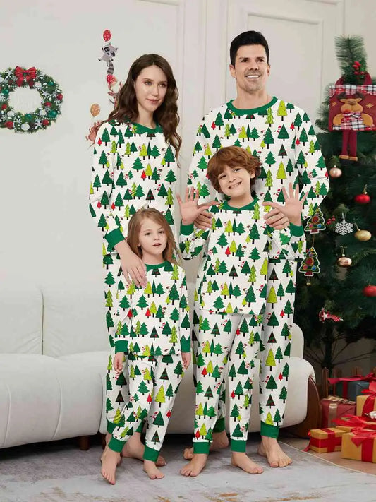 Ensemble pyjama de Noël assorti pour toute la famille