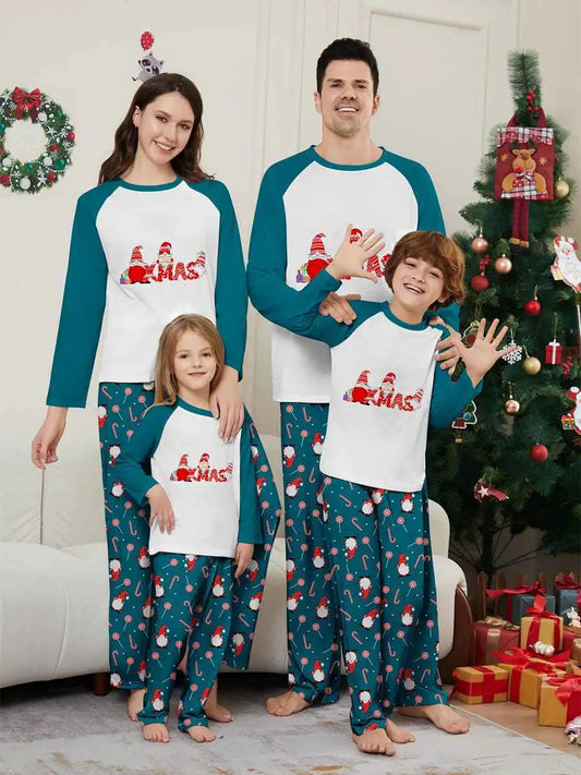 Ensemble pyjama de Noël assorti pour toute la famille #24589