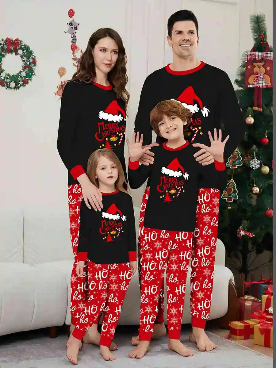 Ensemble pyjama de Noël assorti pour toute la famille #241138