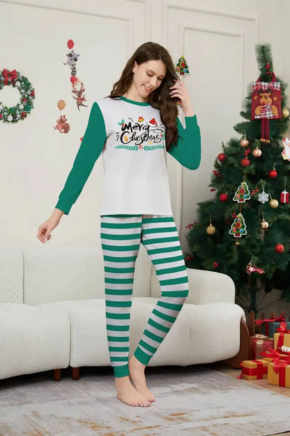 Ensemble pyjama de Noël imprimé assorti pour toute la famille #241153