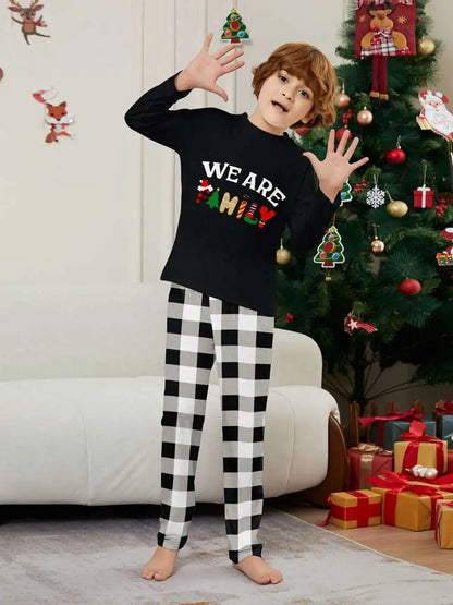 Ensemble pyjama de Noël assorti pour toute la famille #24562
