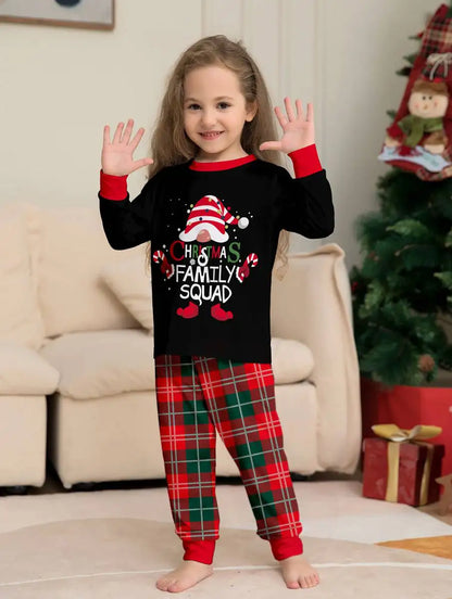 Pyjamas de Noël assortis pour toute la famille