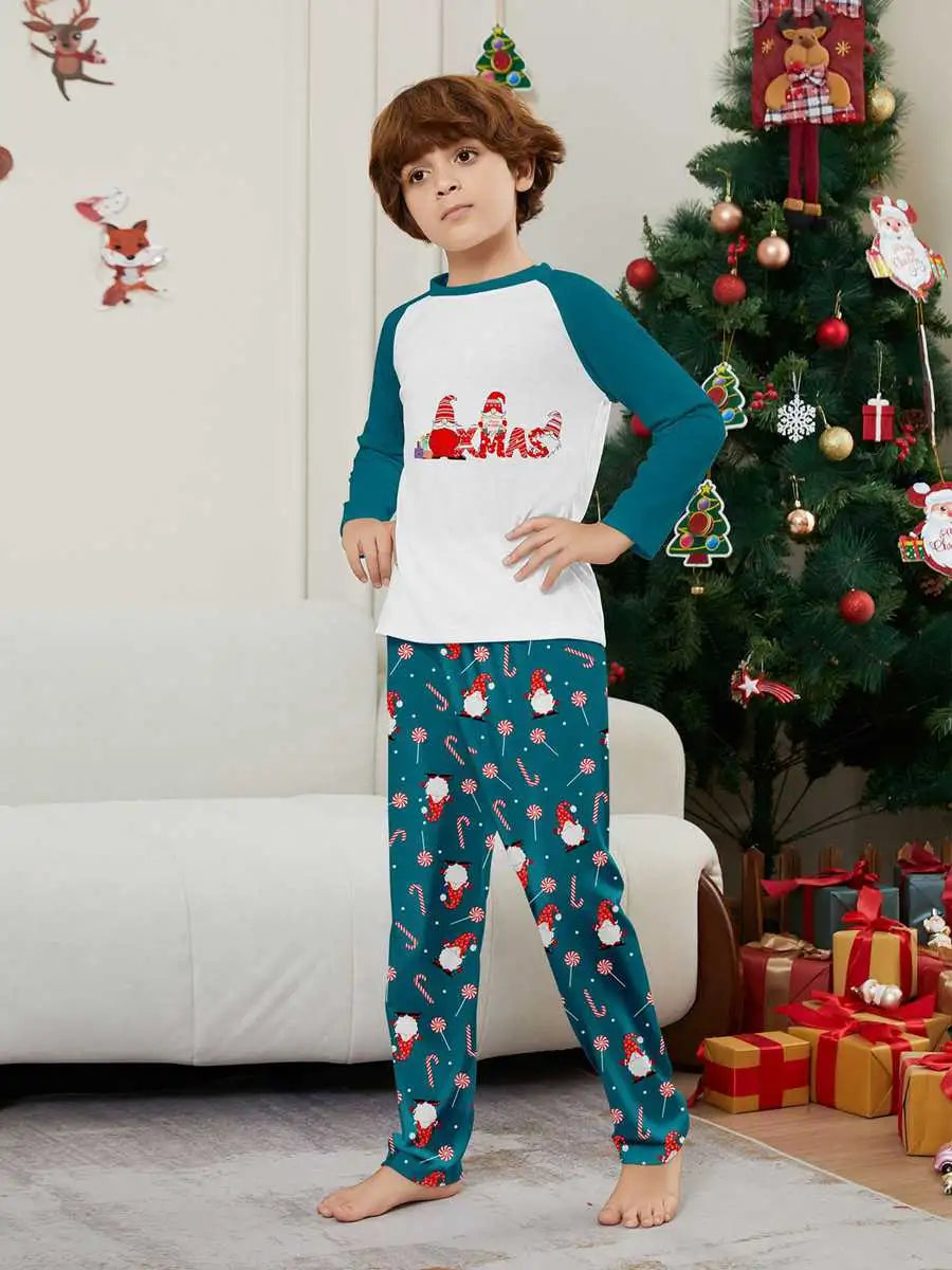 Ensemble pyjama de Noël assorti pour toute la famille #24589