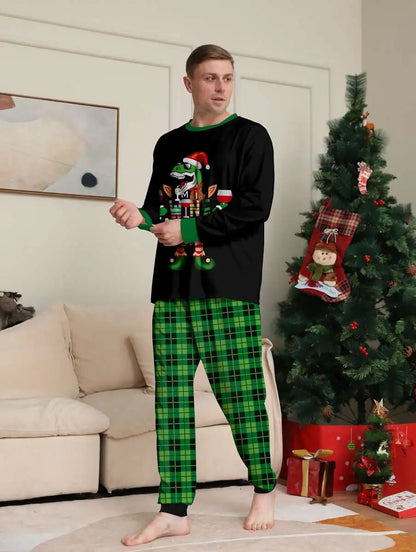 Pyjamas de Noël assortis pour toute la famille