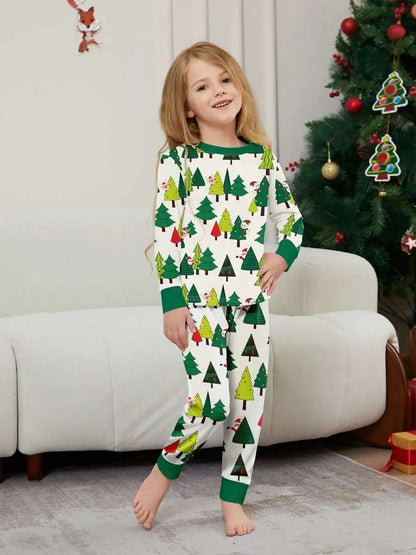 Ensemble pyjama de Noël assorti pour toute la famille