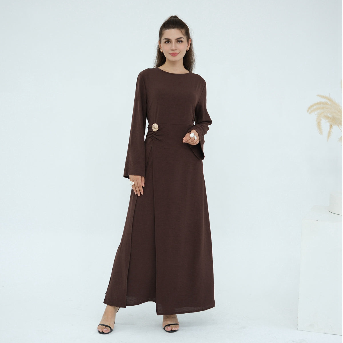 Robe abaya en crêpe avec ceinture à nouer sur le côté #251077
