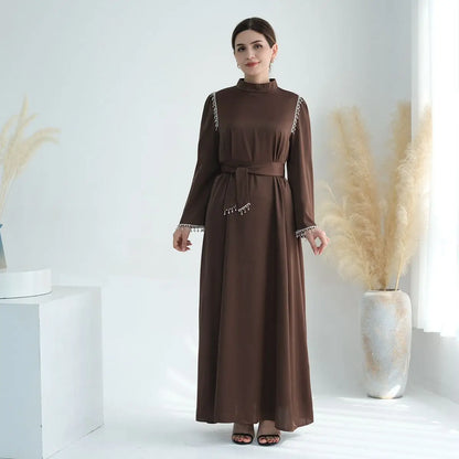 Robe Abaya en satin avec perles pour femmes musulmanes