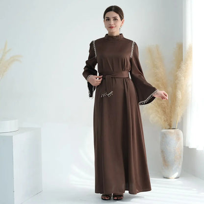 Robe Abaya en satin avec perles pour femmes musulmanes
