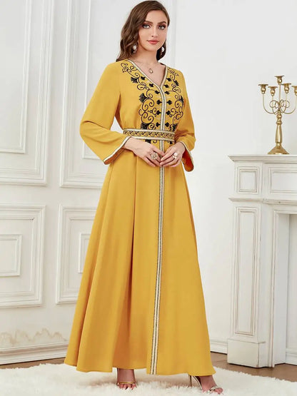 Robe caftan brodée Eid Dubai Caftan