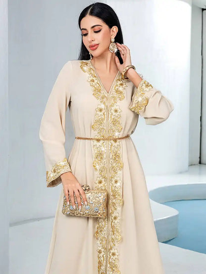 Tenue de l'Aïd en dentelle brodée, caftan, robe caftan #2540931