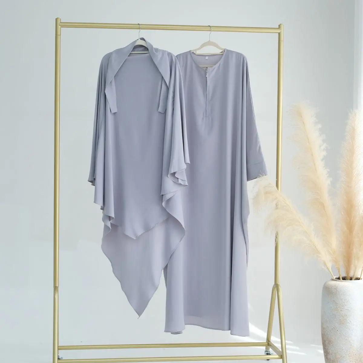 White,Khaki, Pink, Maroon, Purple, Green, Black, Apricot, Dark Blue, Light Purple, Light Gray, Dark Gray, Army Green, Orange, Peacock Blue