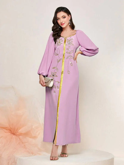 Robe caftan élégante en perles de strass cousues à la main