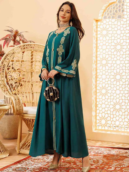 Robe caftan brodée Eid Moyen-Orient Caftan