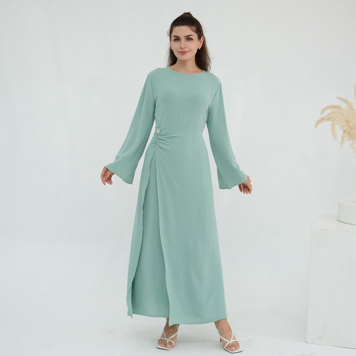 Robe abaya en crêpe avec ceinture à nouer sur le côté #251077