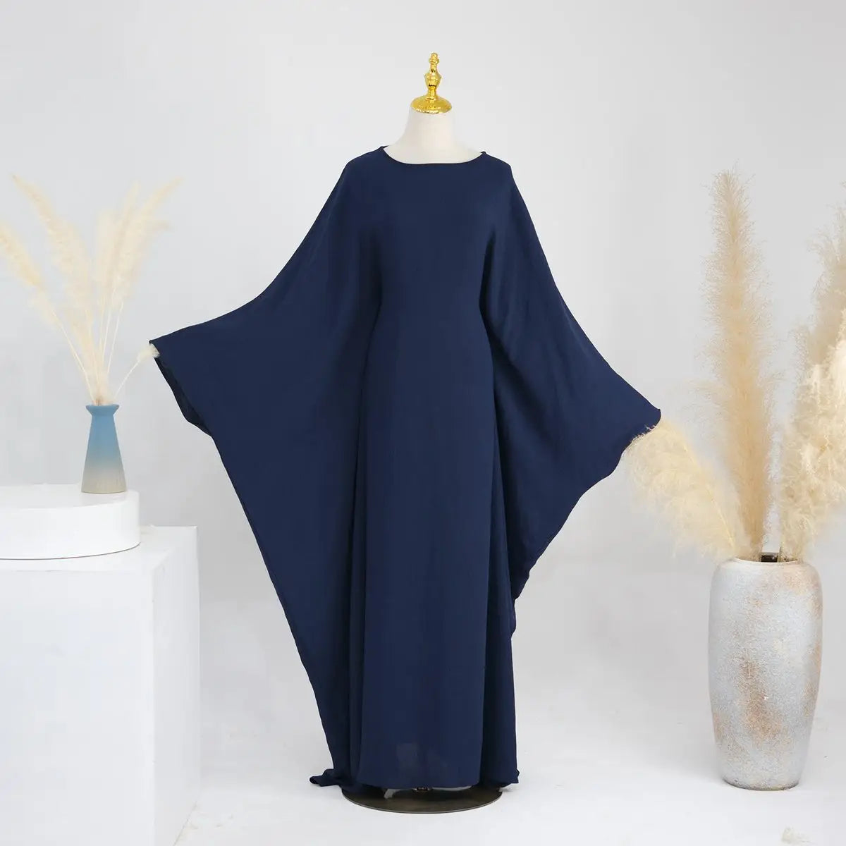 Robe Farasha Abaya en tissu froissé à manches chauve-souris avec ceinture intérieure