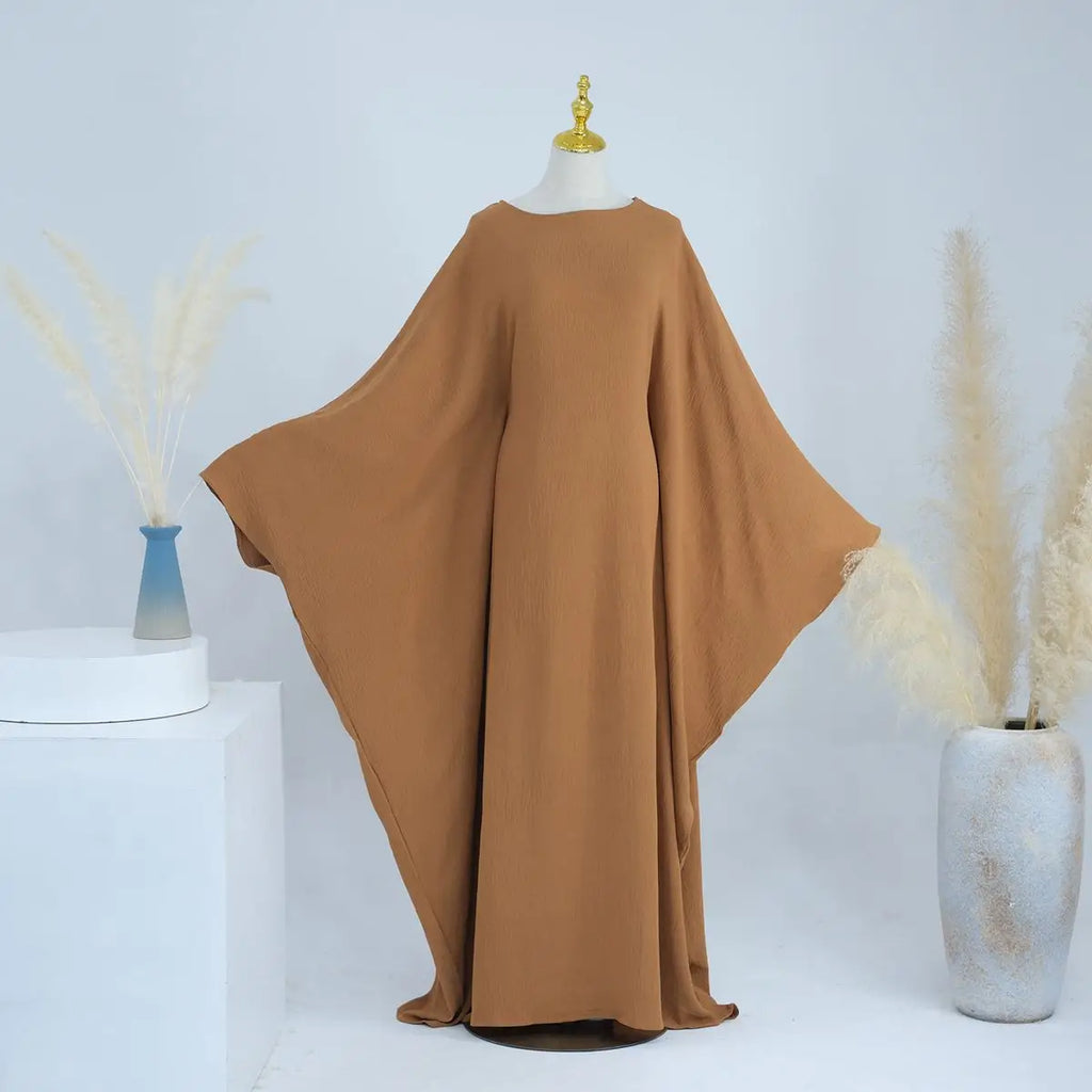 Robe Farasha Abaya en tissu froissé à manches chauve-souris avec ceinture intérieure