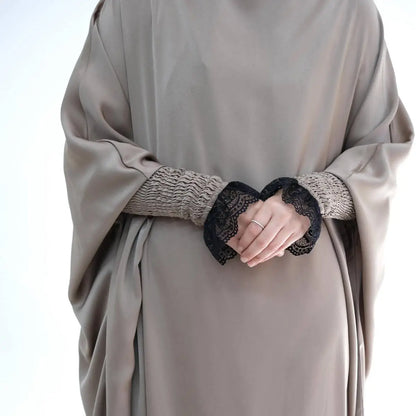 Robe de prière jilbab abaya à volants avec poignets en dentelle satinée