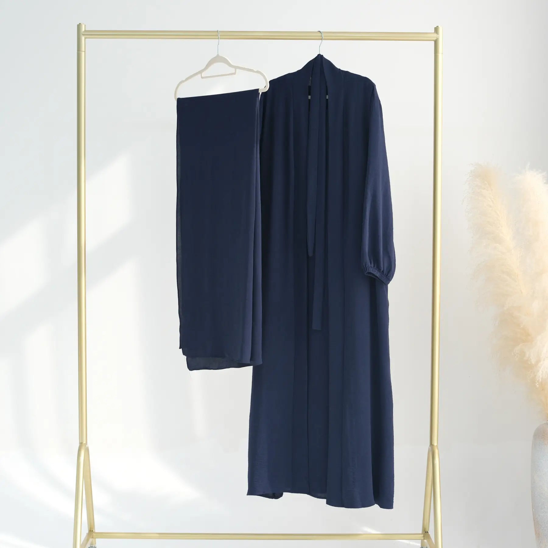 Ensemble 2 pièces en tissu froissé, cardigan et robe abaya ouverte