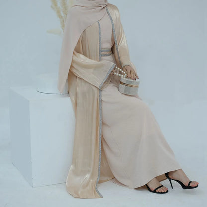 Ensemble 2 pièces robe abaya ouverte brillante en strass Hotfix avec robe intérieure