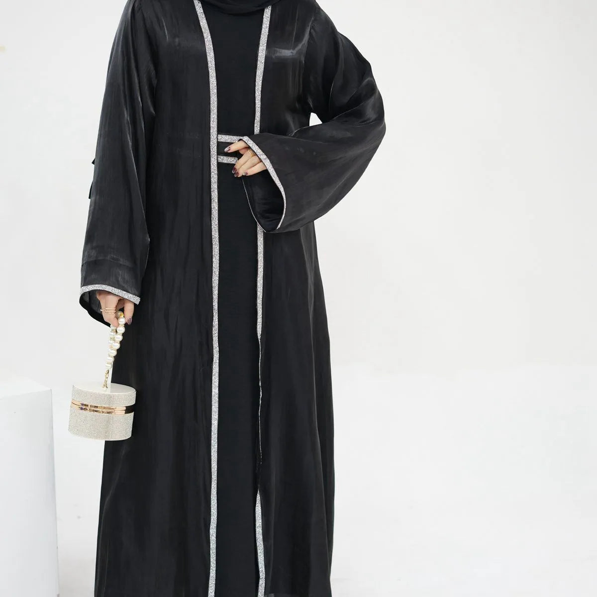 Ensemble 2 pièces robe abaya ouverte brillante en strass Hotfix avec robe intérieure