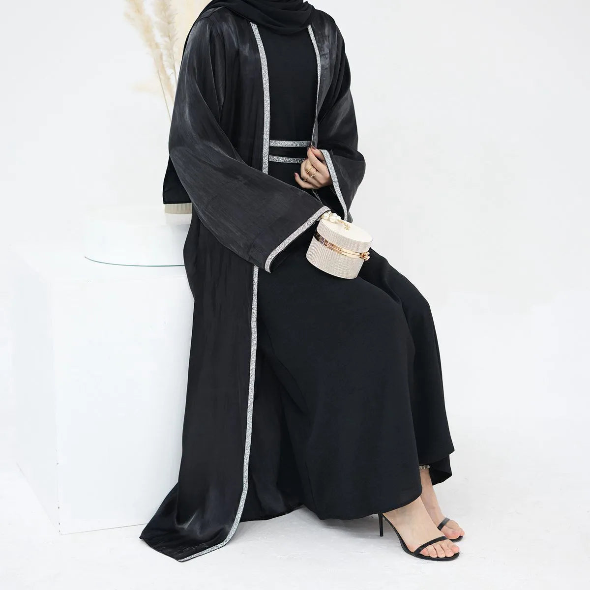 Ensemble 2 pièces robe abaya ouverte brillante en strass Hotfix avec robe intérieure