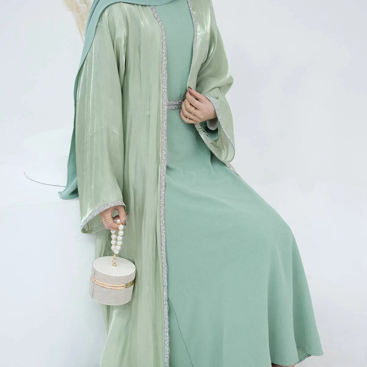 Ensemble 2 pièces robe abaya ouverte brillante en strass Hotfix avec robe intérieure