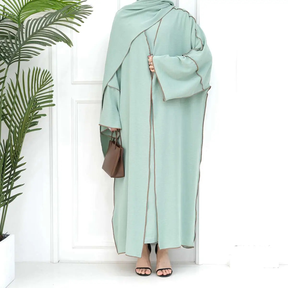 Ensemble 2 pièces robe abaya ouverte en tissu froissé épais