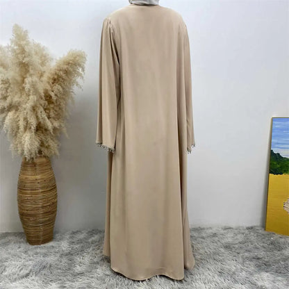 Ensemble 2 pièces robe abaya ouverte en strass avec robe intérieure sans manches et ceinture