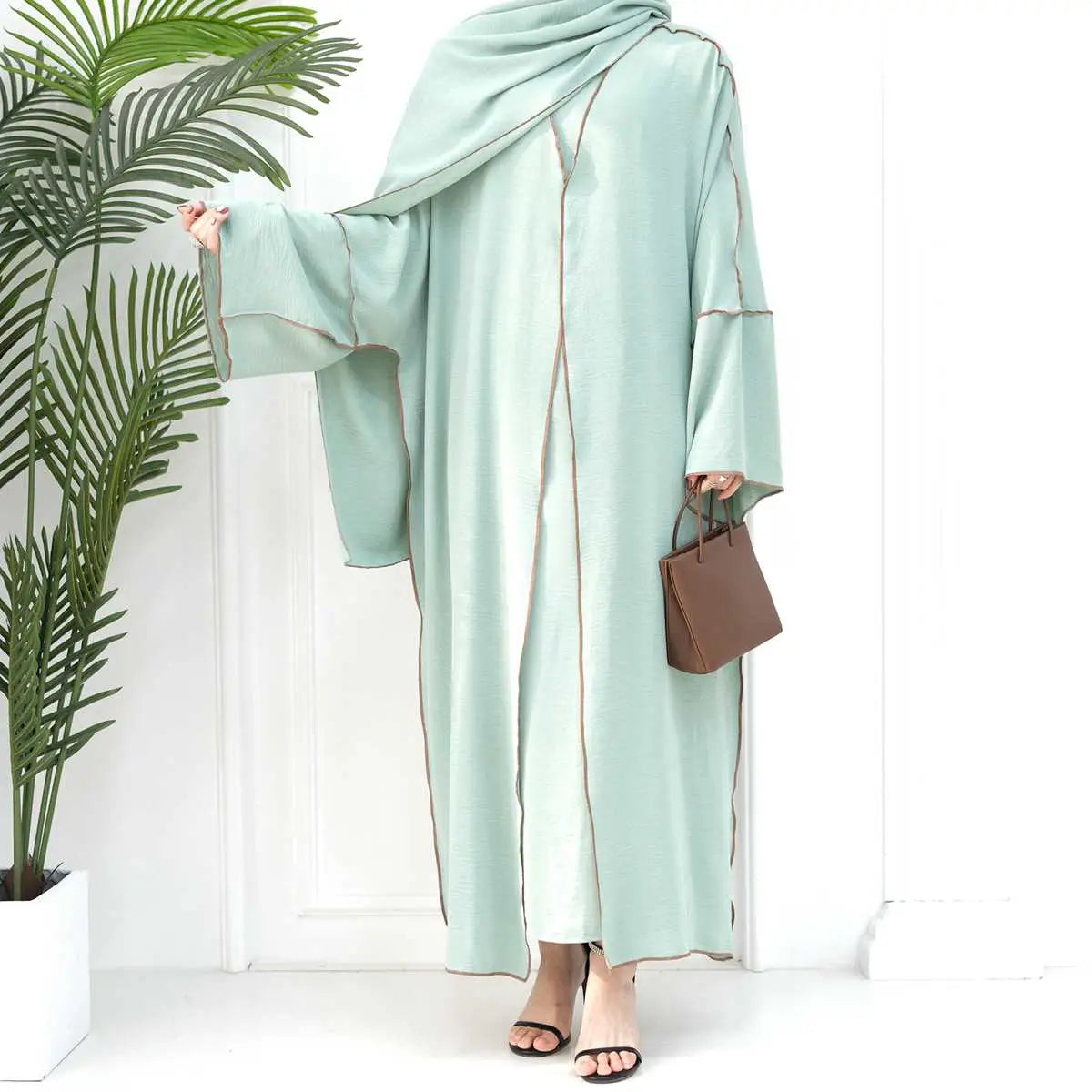Ensemble 2 pièces robe abaya ouverte en tissu froissé épais